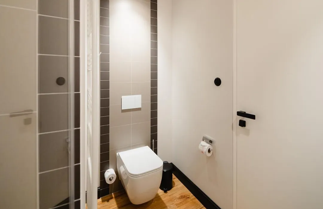 J Huus 4 I 99m I Strand I Kurplatz I EG I Terrasse I Ruhig I King I FB Heizung I Privateingang I Huus Design-1